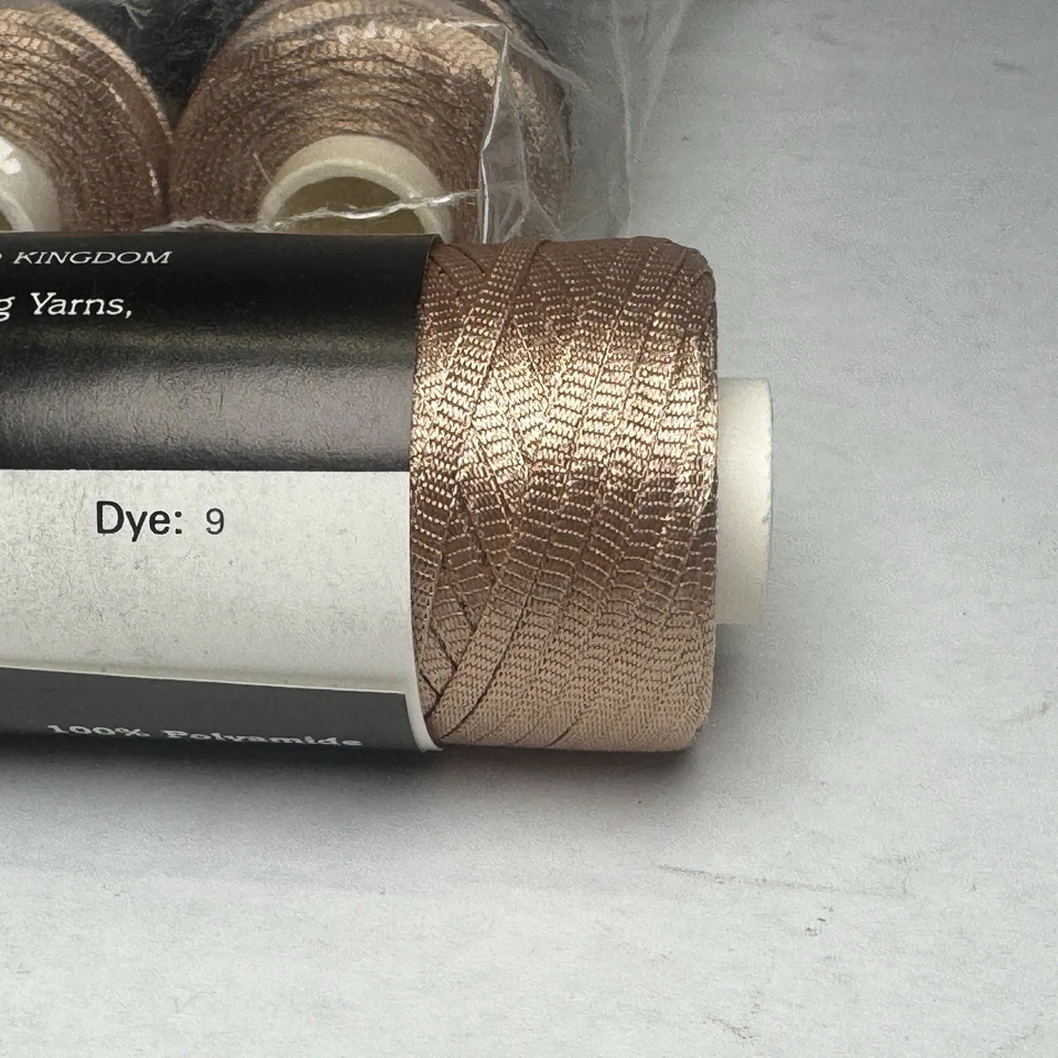 Cinta de hilo vintage AVOCET Tian Ironstone color arena 100 % poliamida lote de 4 NUEVO Foto 4 de 4