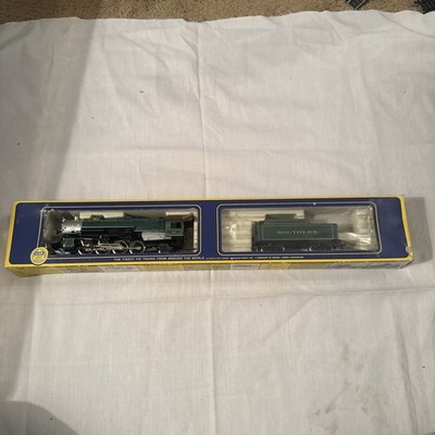 AHM 5087-E CL 4-6-2 CRESCENT LTD HEAVY PACIFIC STEAM LOCO HO Scale NEW old stock