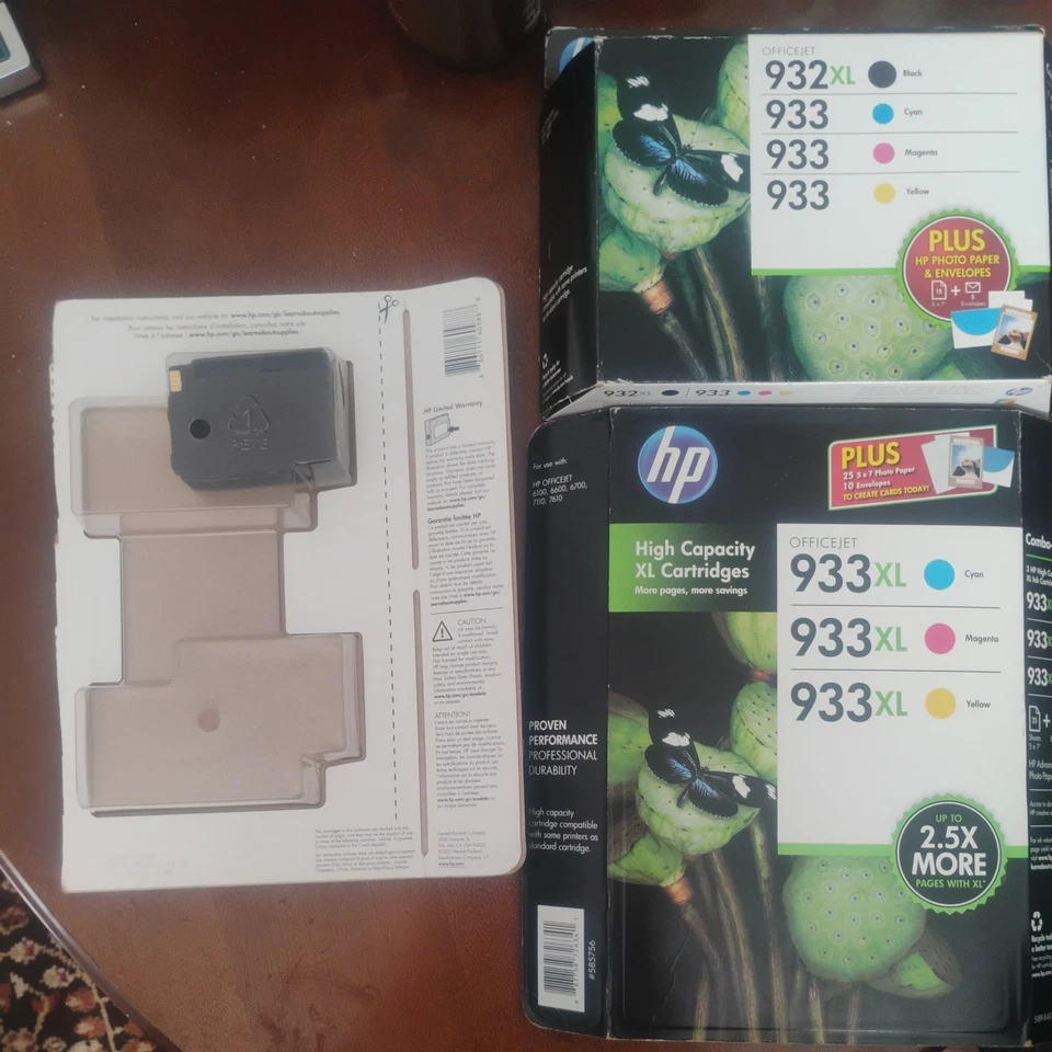 Cartuchos de tinta originales HP 932XL/933 - negro, cian, magenta, amarillo - sello de fábrica Foto 2 de 4