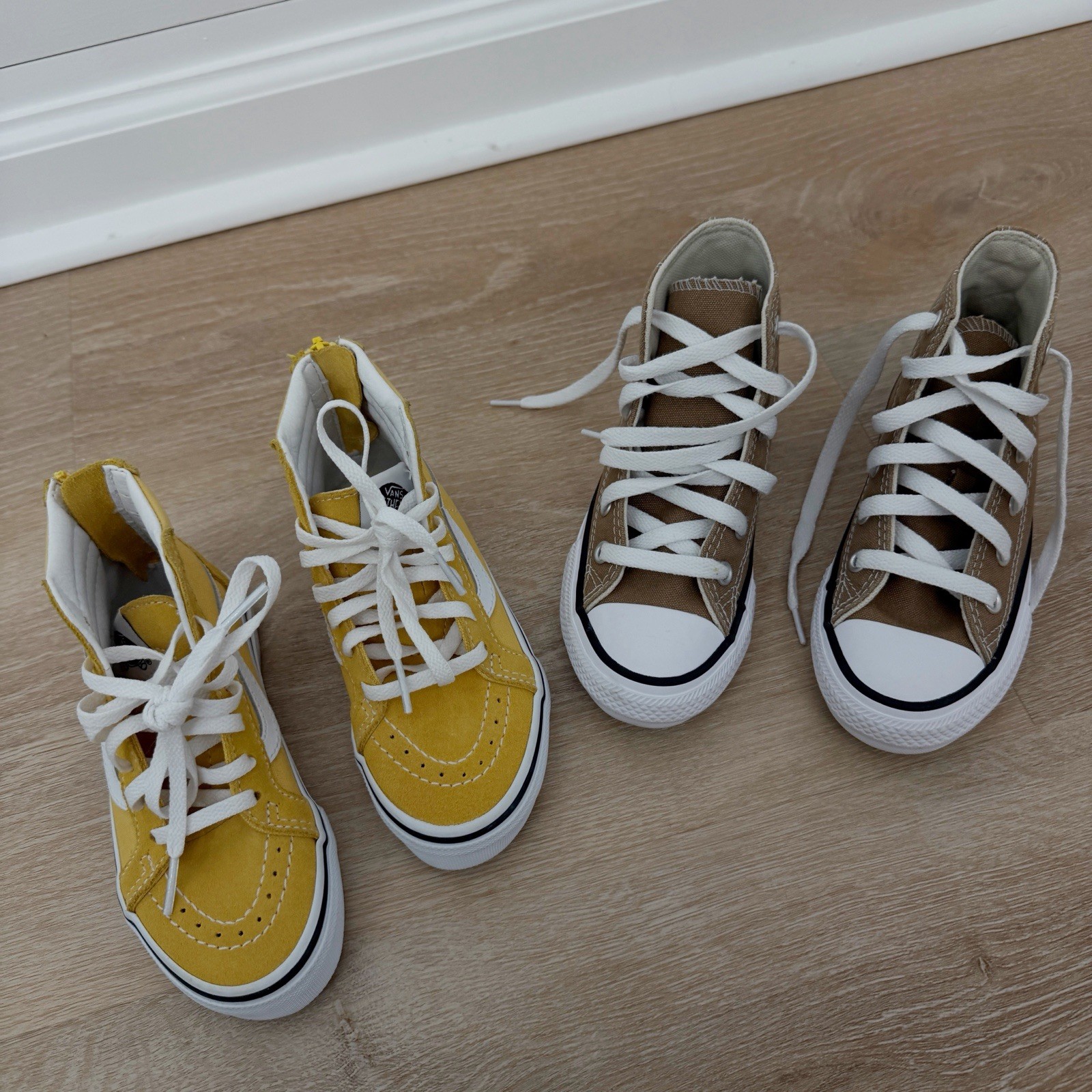 Lace Up Orange Tan Size 11
