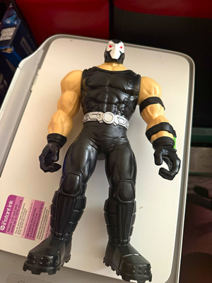 Bane DC Comics Masked Villain Action Figure Black Outfit w/ Backpack