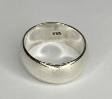 Vintage Sterling Silver 925 Classic Smooth 7.5 mm Wide Band Ring Size 6.75