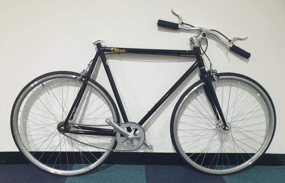 New Single Speed Vintage Style Black City Bike - Image 2 of 4