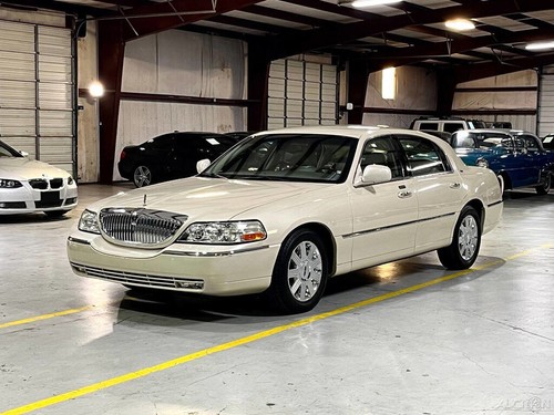 2003 Lincoln Town Car CARTIER - CLEAN CARFAX - 2 OWNER - SOUTHERN CAR - Picture 15 of 24