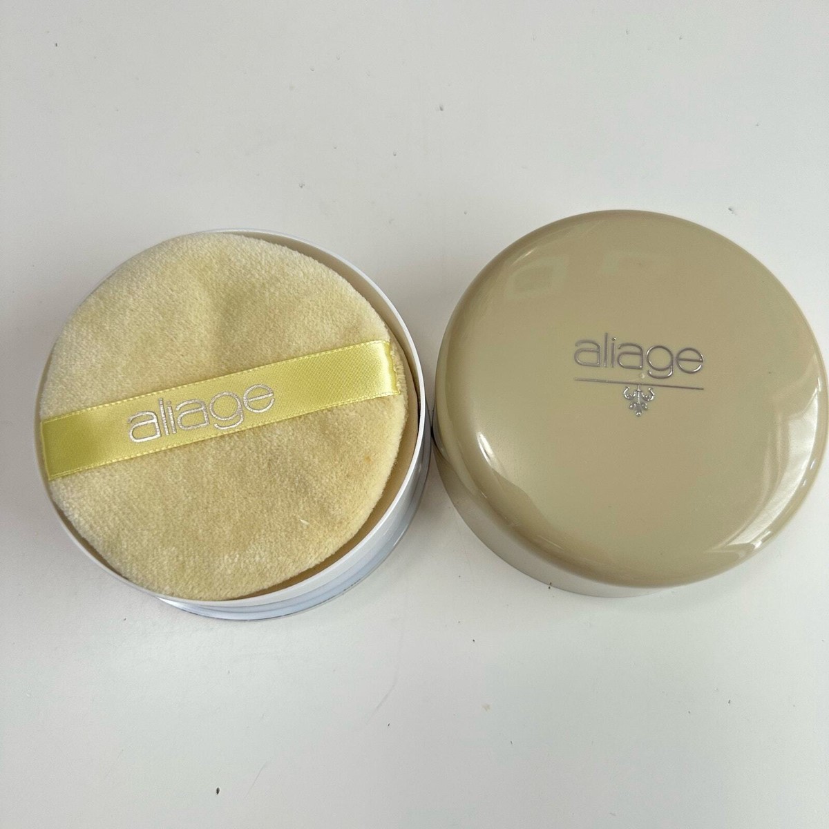 Vintage Estee Lauder AlLIAGE 2.5 Dusting Powder NEW | eBay