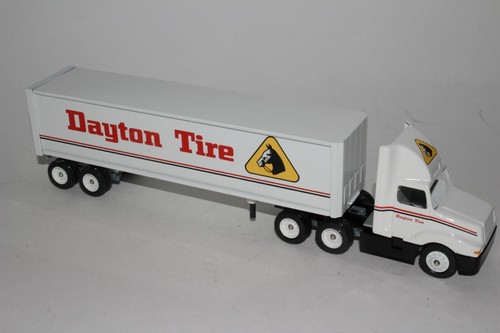 Winross 1990's Dayton Tires International Semi Truck, Boxed, Nice Original - Picture 3 of 12