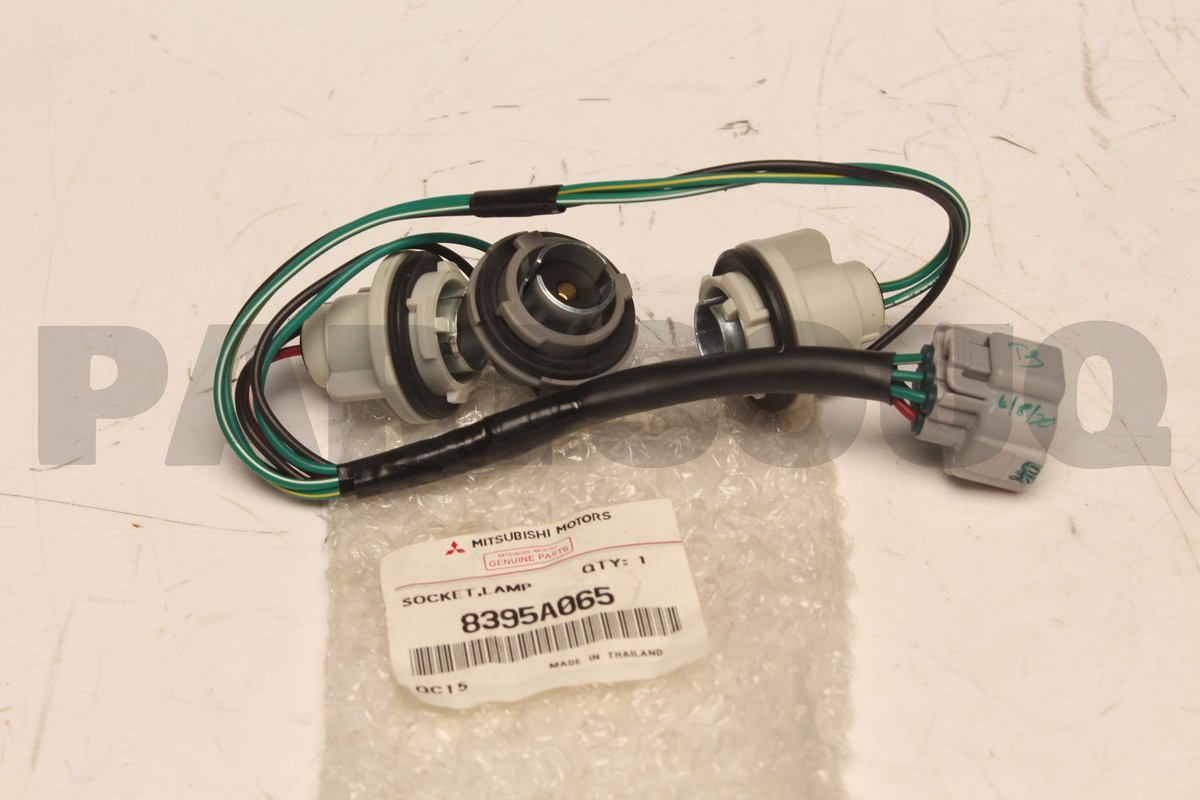 アクセサリー me0615 17600 Mitsubishi OEM genuine lamp ASSY side T / SIG, FR RH