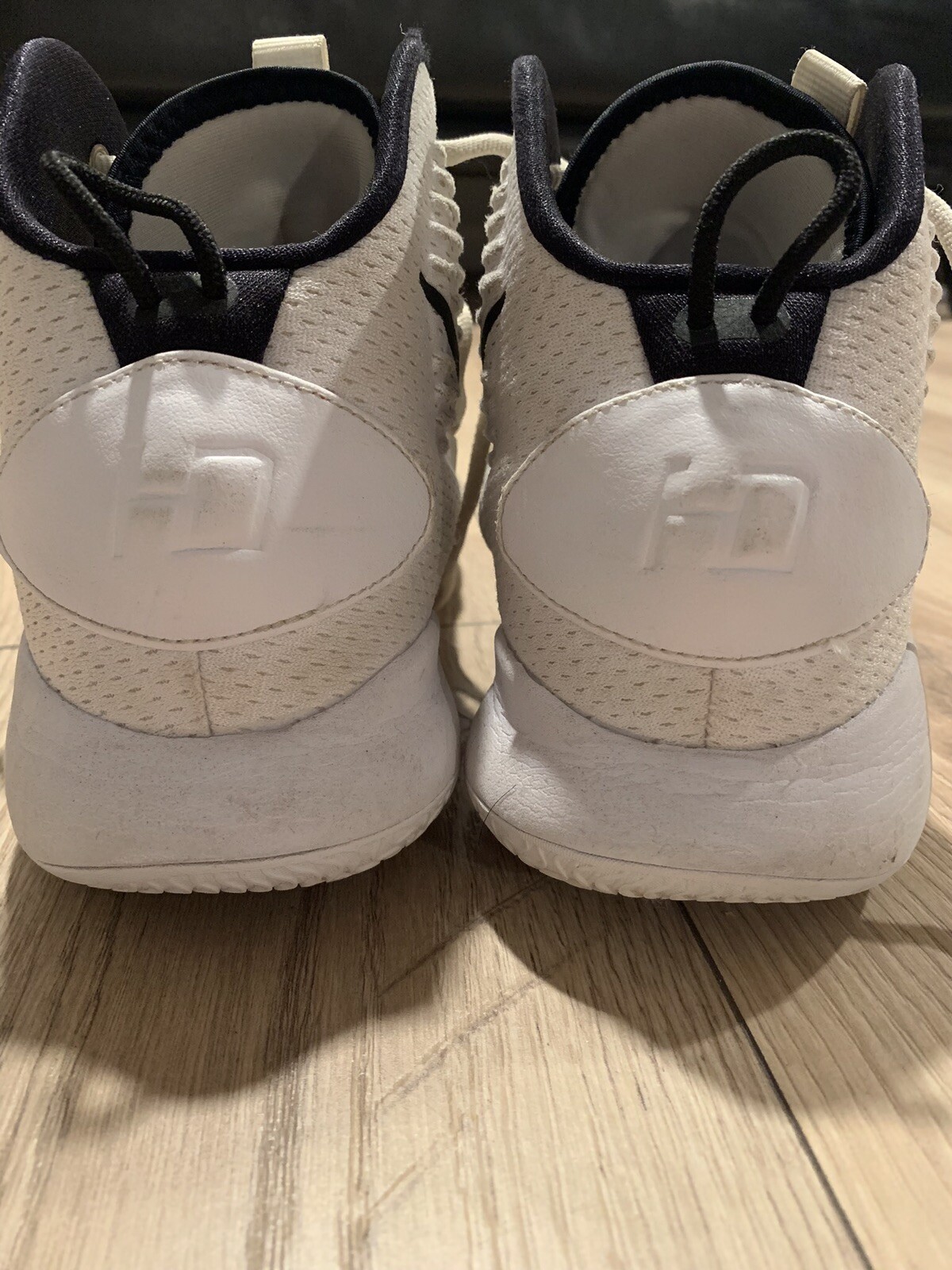 Nike Hyperdunk White Basketball Shoes Women's Size 8 … Gem