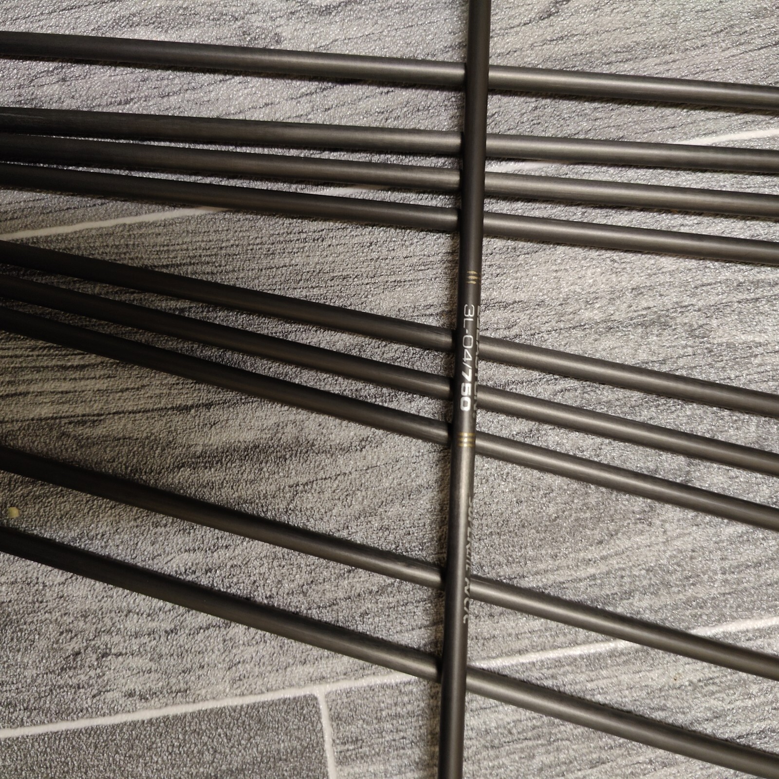 Set of 9 Easton ACC arrows 3L04/750 26 7/8 inch nock groove to end of