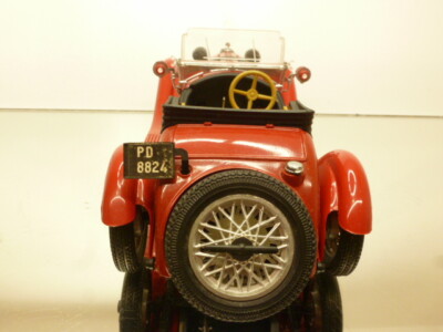 POLISTIL TG4 I Alfa Romeo Alfetta 1750 GT rouge 1/16 BE EUR 35,00 - FR