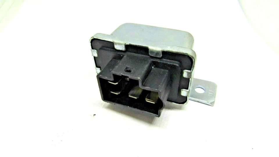 RELÉ DE ARRANQUE PARA CARAVANA CHRYSLER DODGE PLYMOUTH CHRYSLER DAYTONA LEBRON Foto 3 de 4