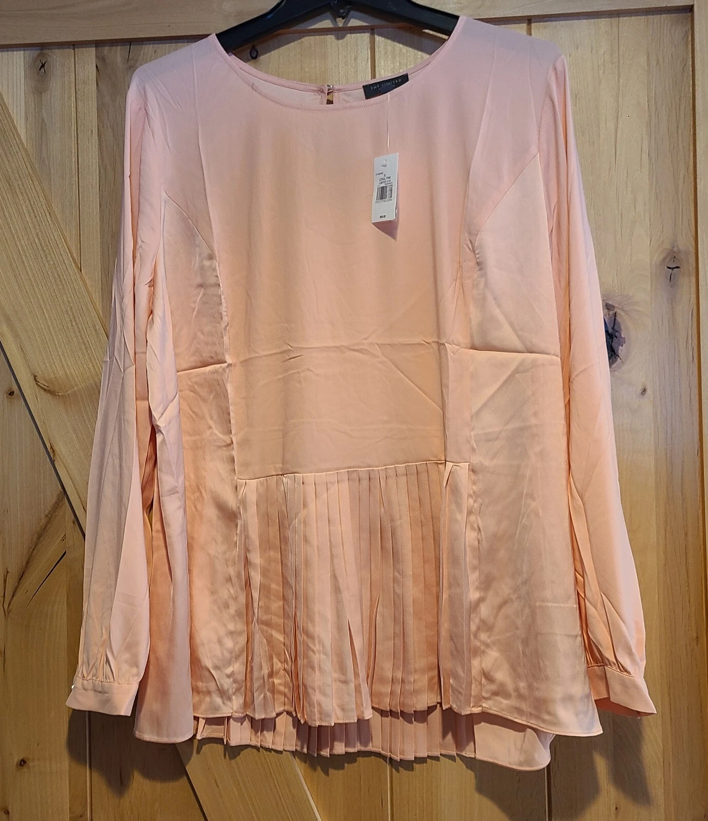 NEW! The LIMITED Womens Size XL Coral Peach Long Sleeve Pleated Shirt Satin Side