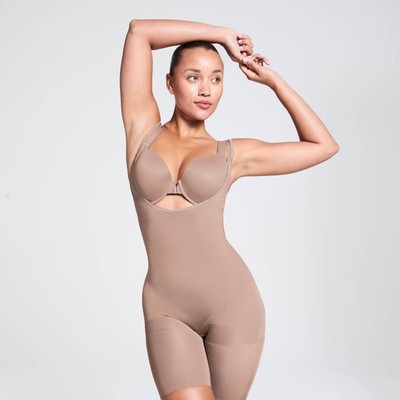 ASSETS SPANX Bodysuit Shapewear Ultra Firm Women Body Slimmer