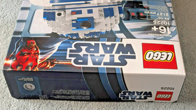LEGO Star Wars 10225 R2-D2 UCS New Sealed Retired