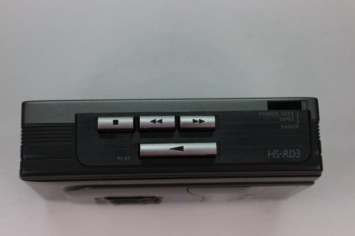 Vintage AIWA Radical HS-RD3A Cassette Player AM/FM Radio w/ HS-RD3 W/ Hard Case - Picture 4 of 14