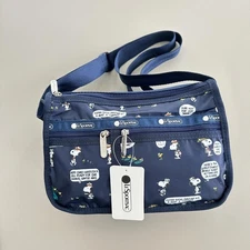 Lesportsac Snoopy Medium Everyday Bag NWT 
