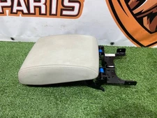 Jaguar I-Pace X590 (2018-) The Arm Gauge Used OEM OEM J9C26750LKP