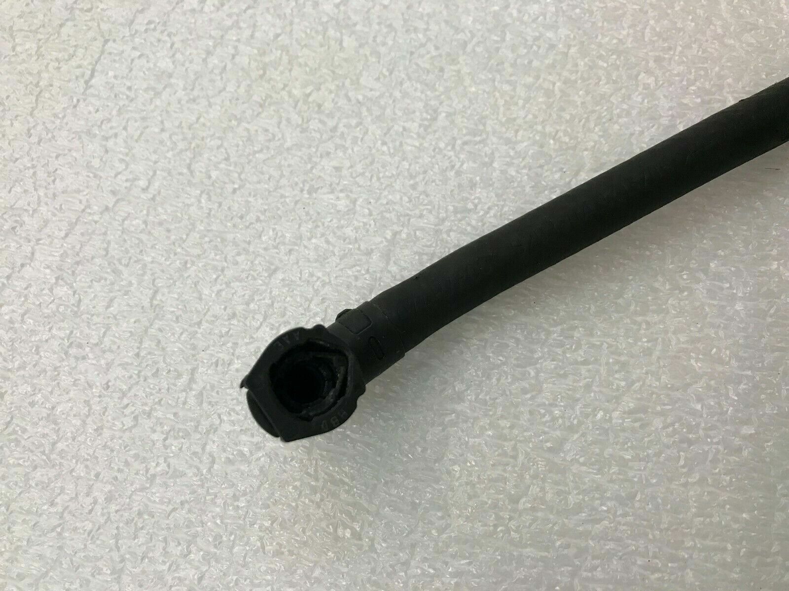 LAMBORGHINI GALLARDO COUPE SUPERLEGGERA PASSENGER RIGHT FUEL PIPE OEM 400201214A