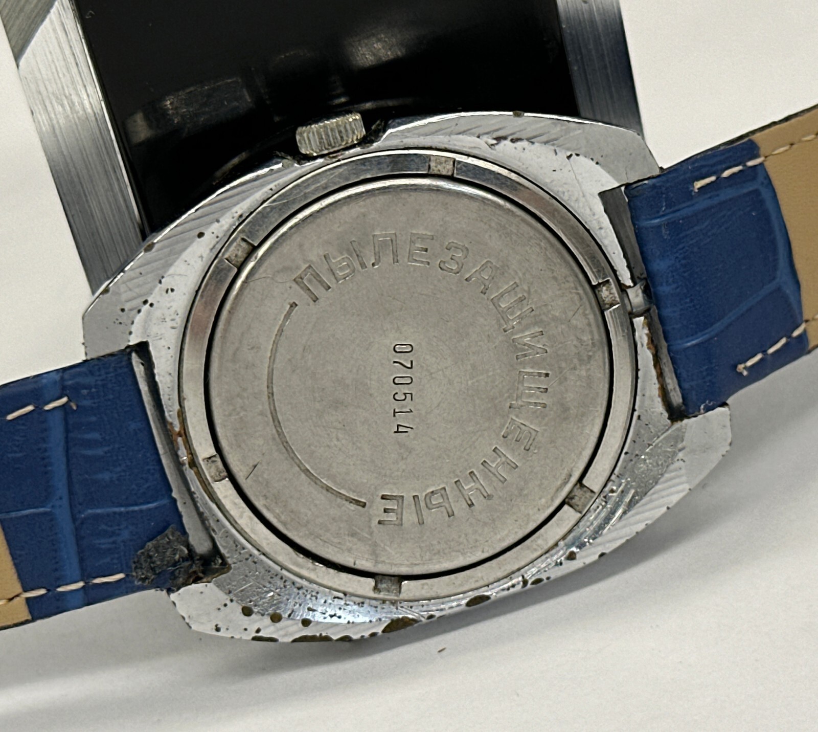 Chaika USSR (Soviet) CAL.2628.H mechanical watches blue dial with date and day