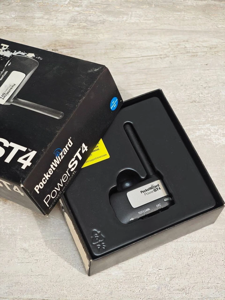 Pocket Wizard Power ST4 Radio Slave for Elinchrom RX Flash  - Image 3 of 4