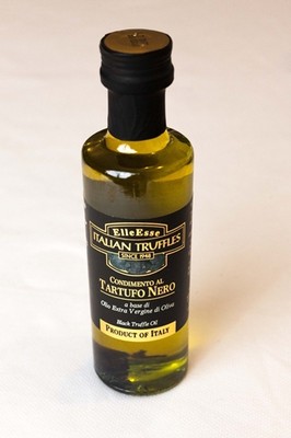 Trüffel Trüffelöl Öl Elle Esse mit schwarzer Trüffel Einlage 100ml aus Italien !