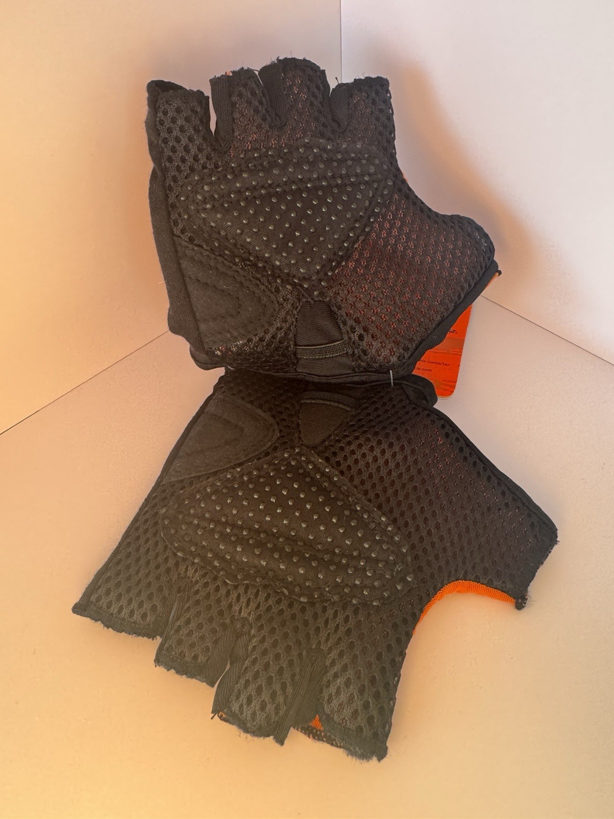 Pacific Cycle Mongoose Mesh Bicycle Racing Half-Finger Gloves MED MG7566