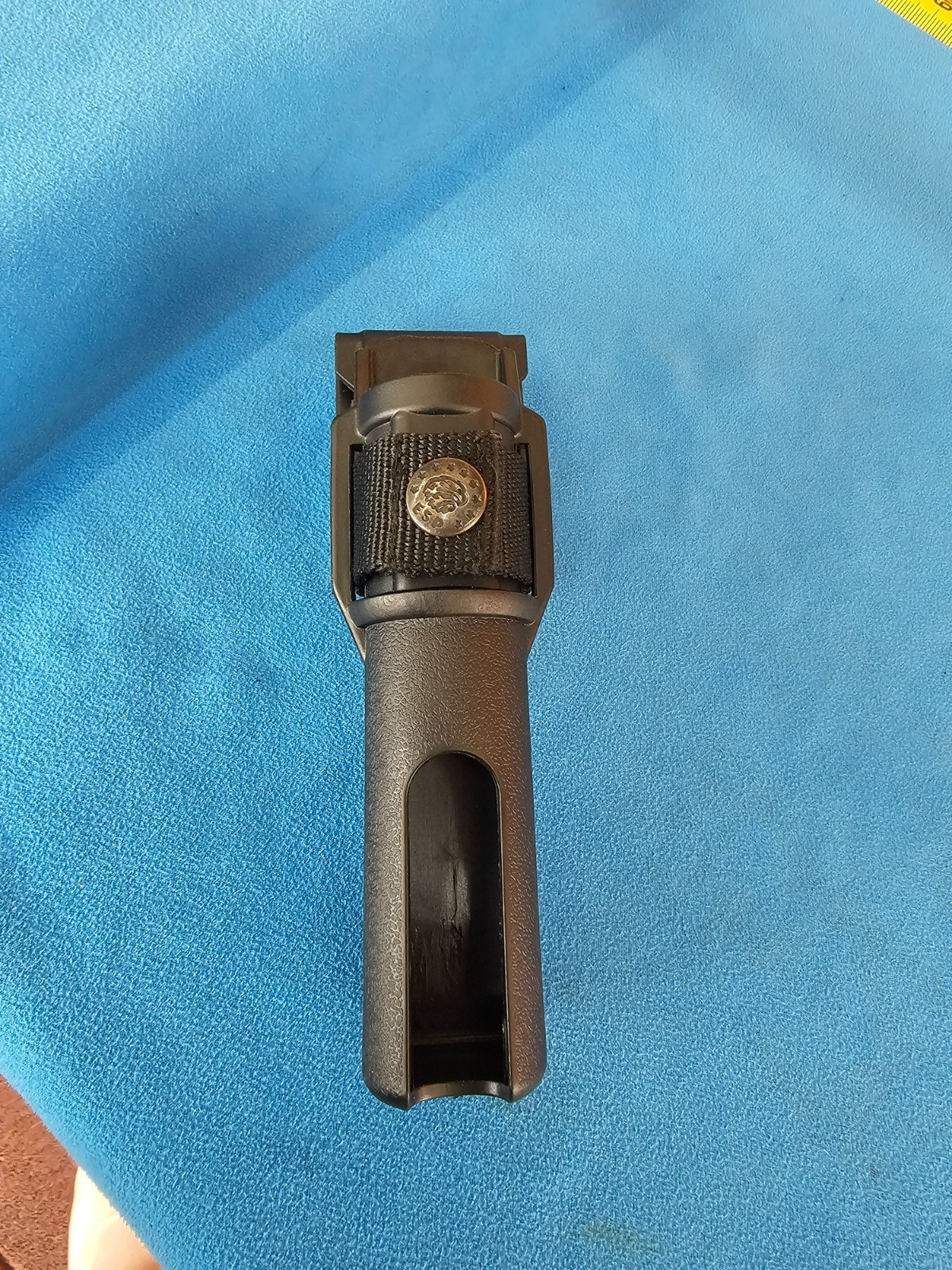 Porta baston ESP tactico giratorio para cinturon