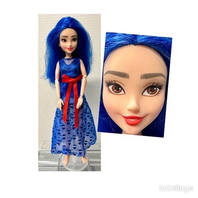 Disney Descendants 3 The Royal Wedding 11  Evie Doll