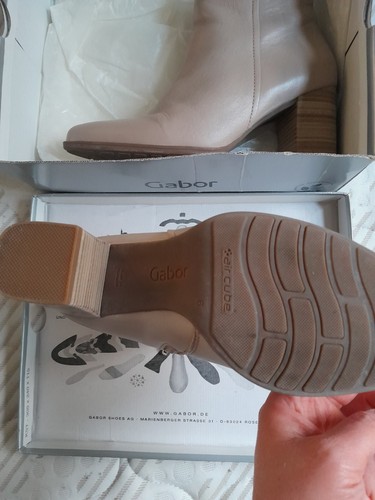 Gabor Taupe Ankle Heel Boots UK 7/EU39 - Picture 3 of 3