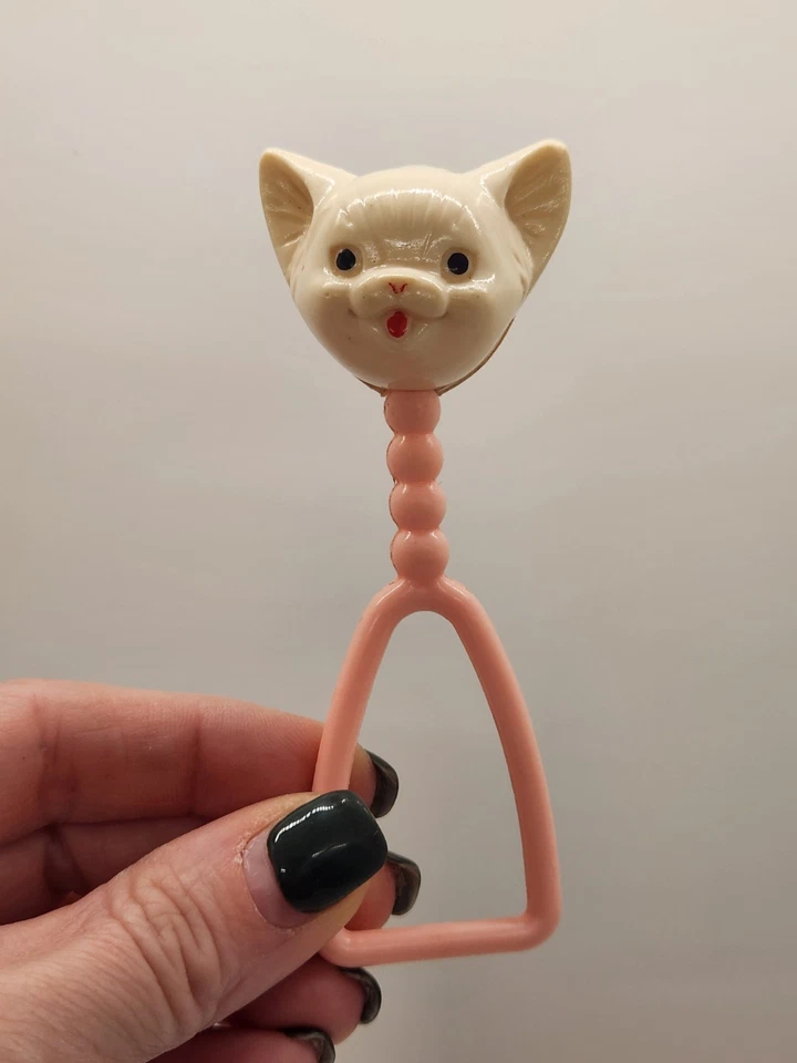 Lote de 4 sonajeros bebé vintage años 60 plástico rosa y blanco Foto 3 de 4