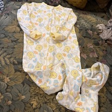 Disney Winnie The Pooh Baby Zip Up Sleeper 24m NWOT Yellow Baby