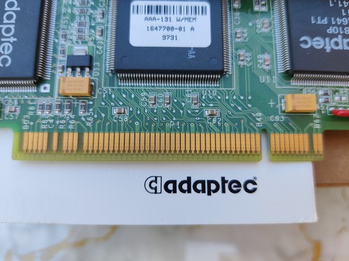 Adaptec's Ultra2 SCSI RAID Card AAA-131U2 - Photo 8/13