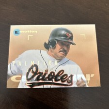 1995 Skybox Emotion - #7 Rafael Palmeiro