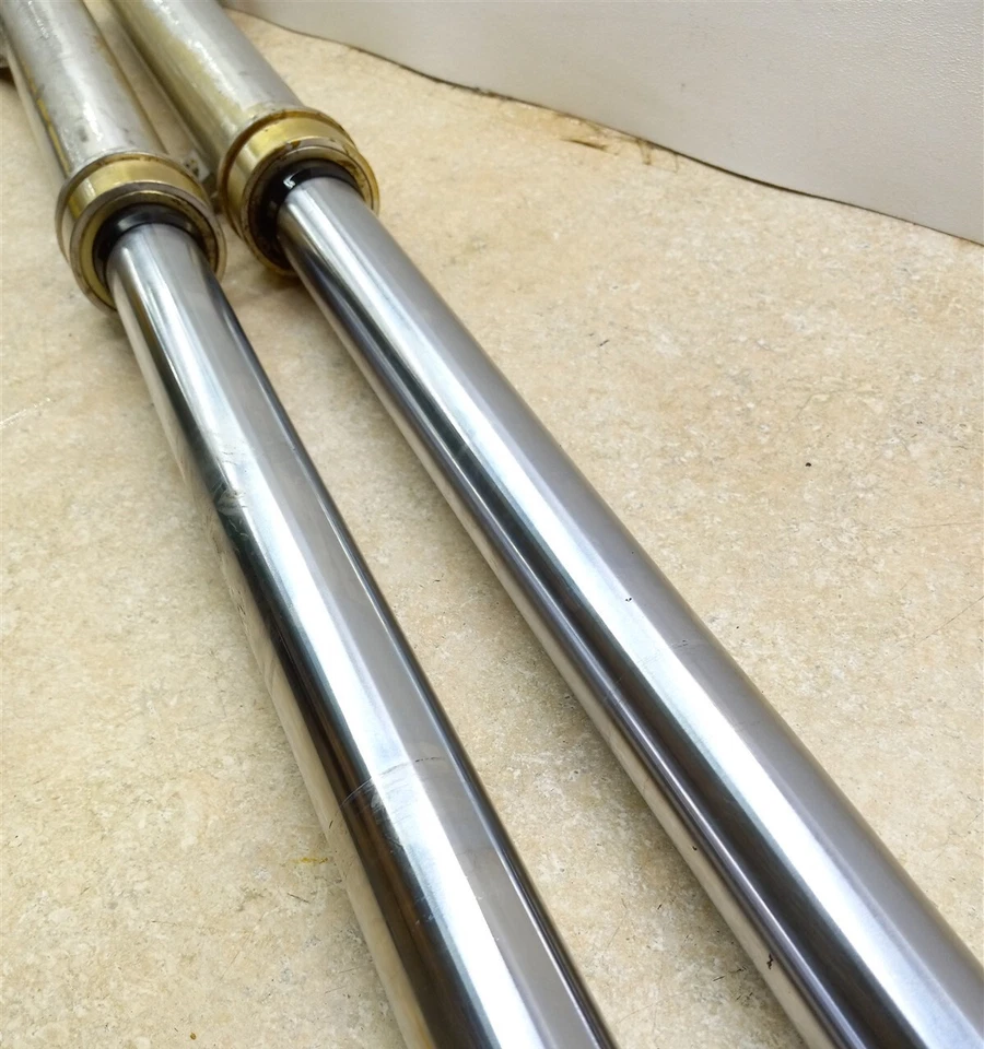 Juego de pares de horquillas delanteras buenas Yamaha 250 DT DT250 ENDURO 1979 JAP AP-171 Foto 4 de 4