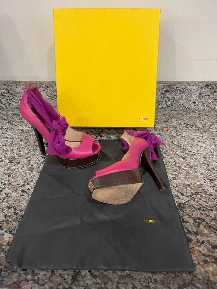 Women's Size 7 Fendi Purple Silk Heels Leather Pumps SPB-JB 336548 - Image 2 of 4