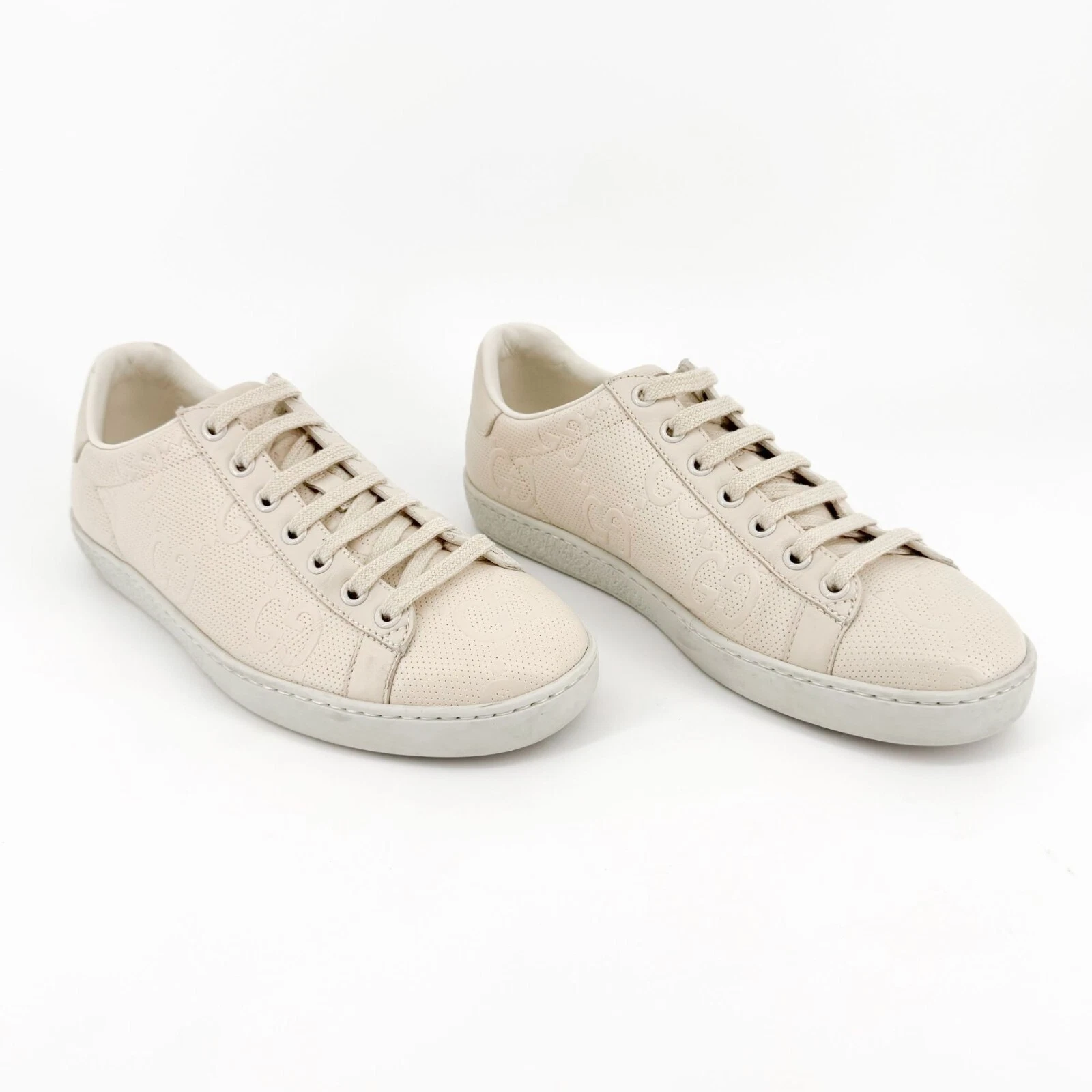 Baskets basses Gucci Ace GG en relief EU 37,5 US 7,5 cuir beige monogramme
