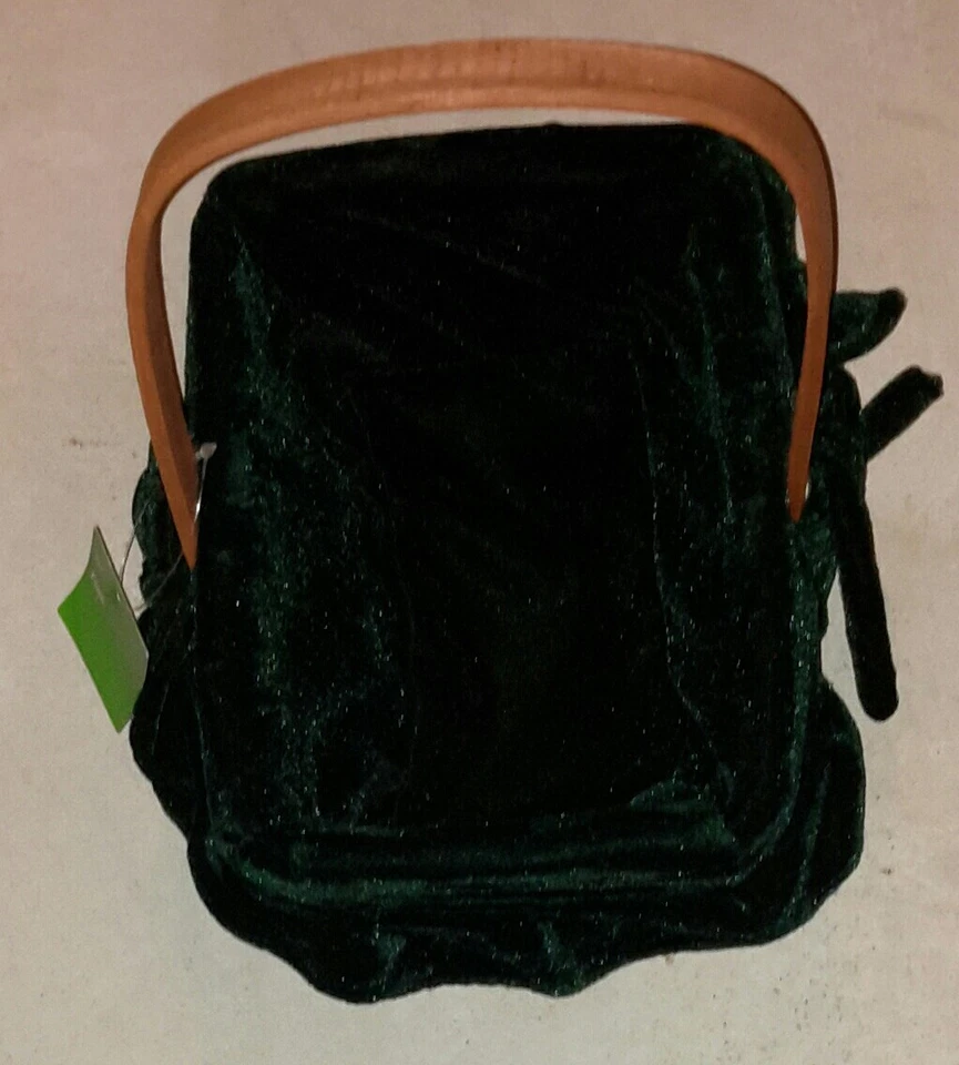 Small Rectangular Handled Basket w/ GREEN Liner- 4 1/4"H x 8"W x 5"D - Image 3 of 4