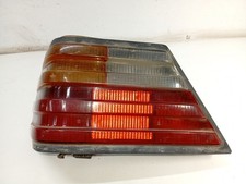 A1248201364 RÜCKLEUCHTE AUßEN LINKS / 2382400 FÜR MERCEDES-BENZ 124 SEDAN W124