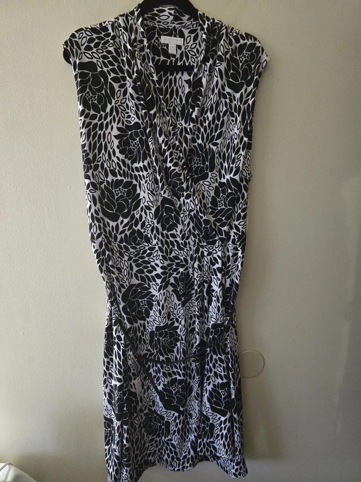 Vestido floral Charter Club para mujer negro/blanco con cuello en V y cinturón clásico retro nuevo con etiquetas 3XL Foto 3 de 4