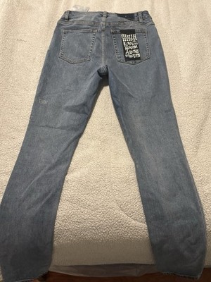 Women's Straight Leg Denim Jeans Blue Black Patch Accent 5-Pocket Button Zip