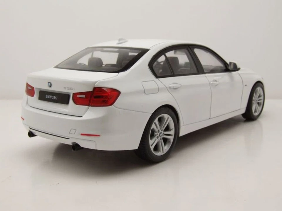 BMW 335I (F30) 2012 Bianco Modellino 1:18 Welly - Immagine 2 di 4
