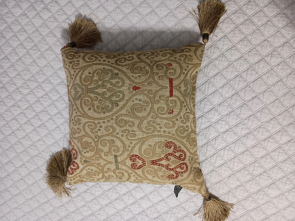 Borgata Pequeño 14x14 Tapiz Multicolor Dorado Paisley Cuadrado Borla Almohada Foto 4 de 4