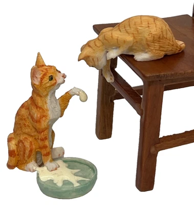 1:12 Falcon Miniatures Red Playing Tubby Cats Pets Dollhouse Miniature - Image 1 of 4