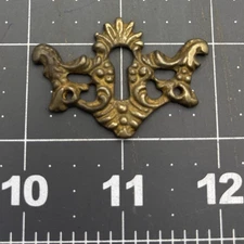 Vintage Victorian Keyhole Cover Escutcheon Salvage Replacement Parts Brass