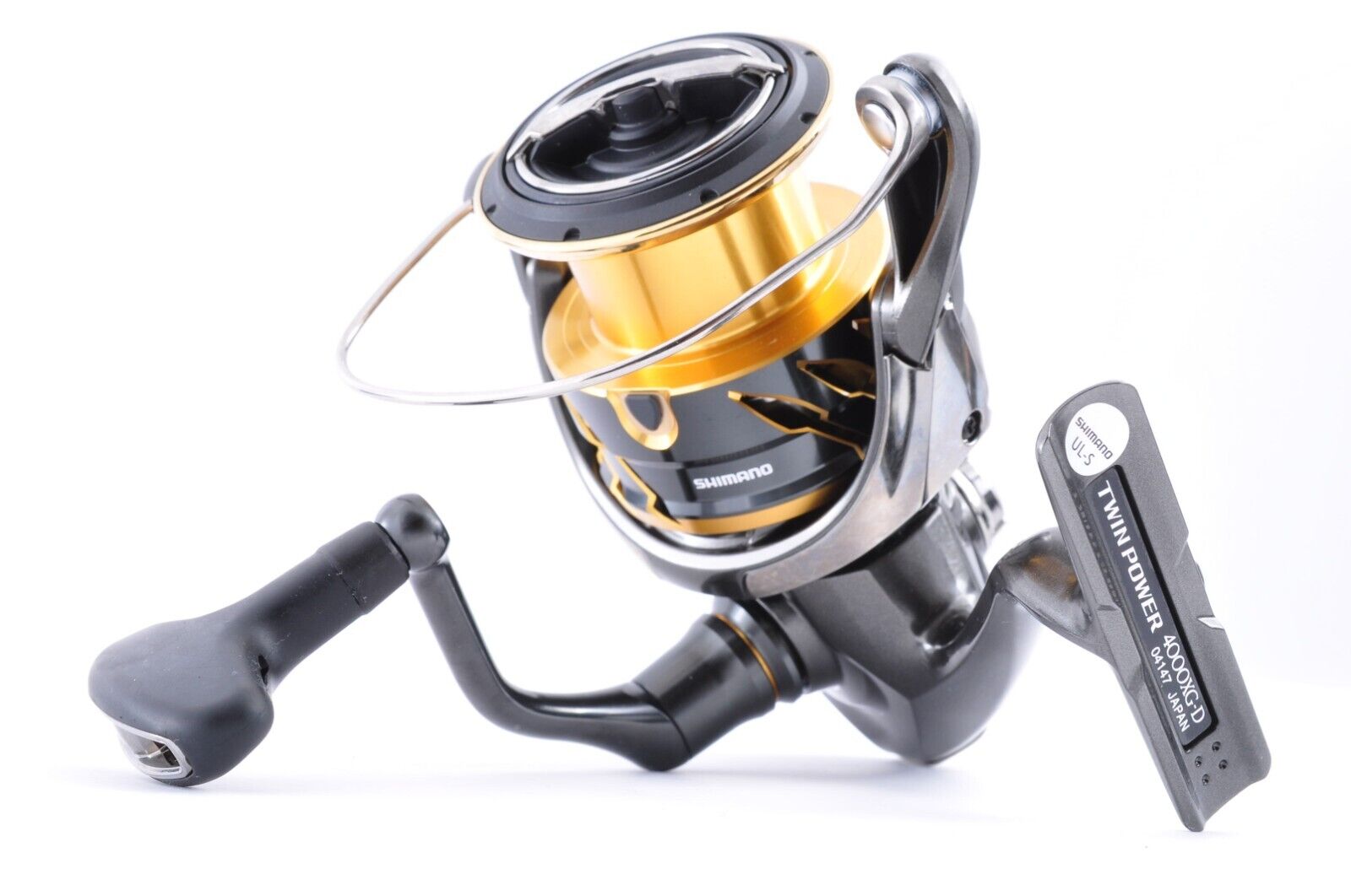 Shimano 20 Twinpower 4000XG Fishing Spinning Reel Ship from Japan New