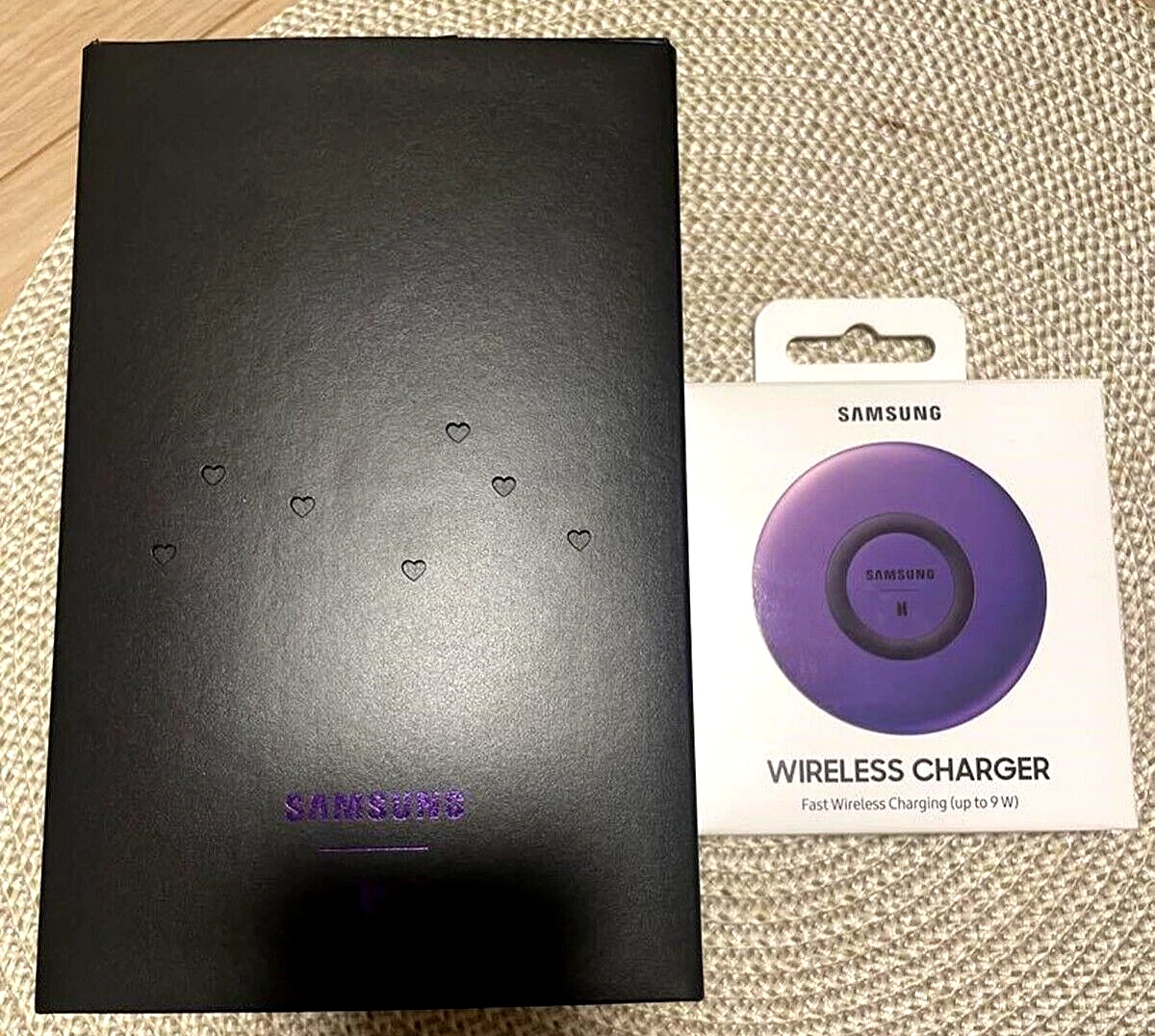 Galaxy buds+ y online wireless charger bts edition