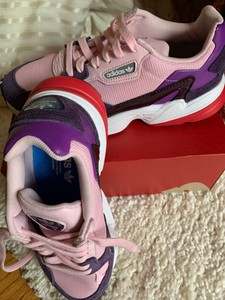 adidas falcon bd7825