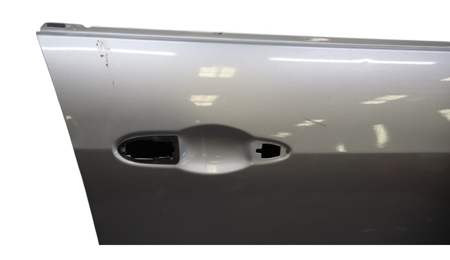 14-20 Maserati Ghibli Front Right Passenger Side Door Panel Silver Oem