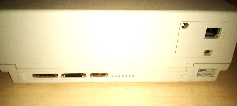 Computadora Digital Equipment Corp DEC Rainbow 100-A con monitor, teclado, se expande Foto 3 de 4