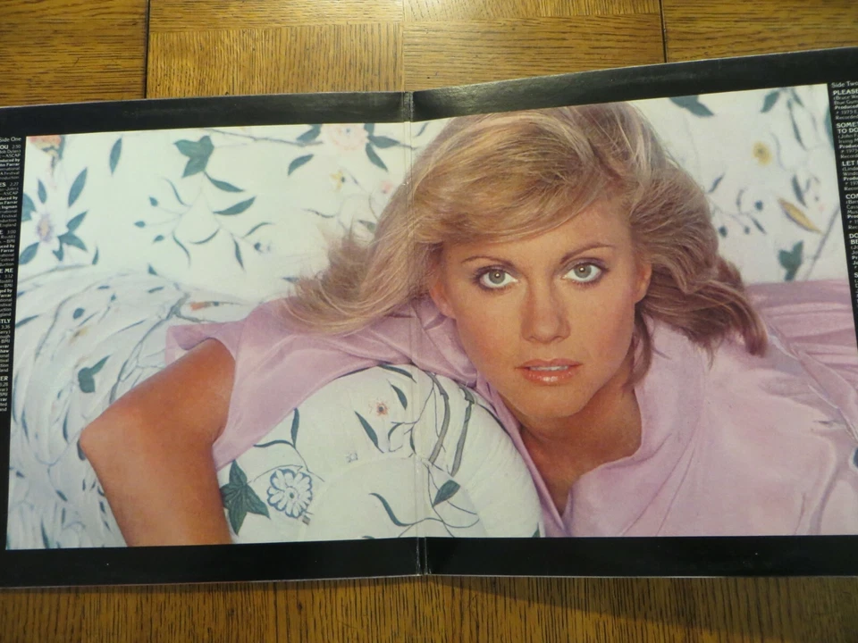 Olivia Newton-John's Greatest Hits - 1977 MCA Records MCA-3028 Vinyl LP VG+/EX! - Imagem 2 de 4